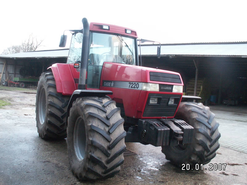 Tractor Case 7220